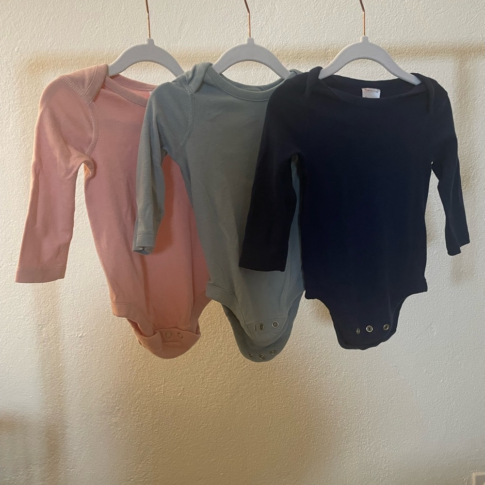 HANNA ANDERSSON cotton onesie bundle.